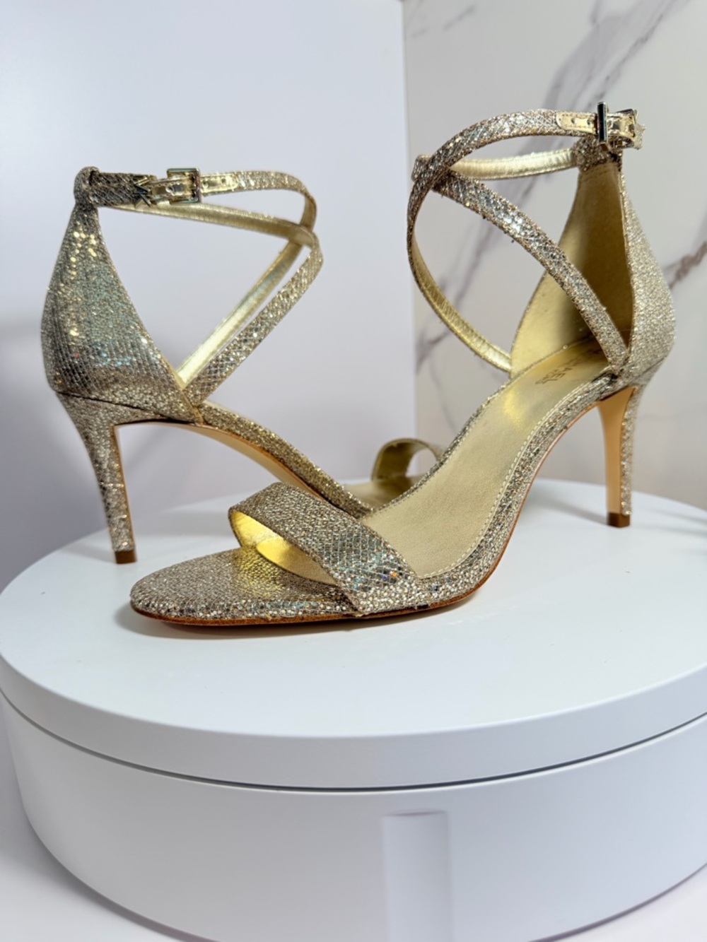 NEW Michael Kors Sand Gold Glitter Crisscross Ankle Strap Heels Women’s Size 6.5
